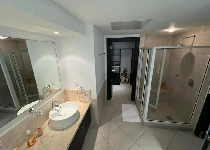 Apartamento Beachfront Bay View Grand Marina