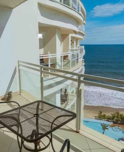Beachfront Bay View Grand Marina *