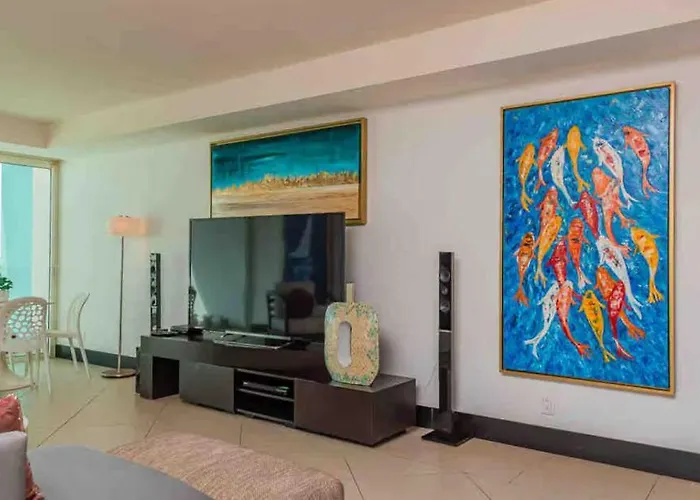 Beachfront Bay View Grand Marina Apartamento *